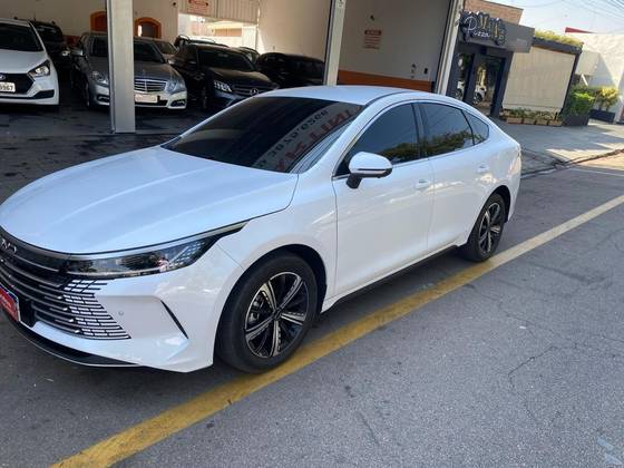 BYD KING 1.5 DM-I PHEV GS AUTOMÁTICO